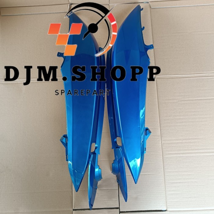 cover body belakang Honda spacy biru polos