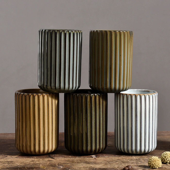 Gelas Keramik 300ml dengan Desain Minimalis Jepang – Motif 3D dan Tepi Halus untuk Pengalaman Minum 