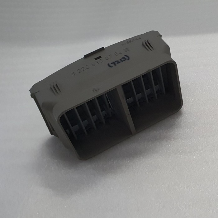 Grille AC belakang S350/S600 (W220/abu abu muda)