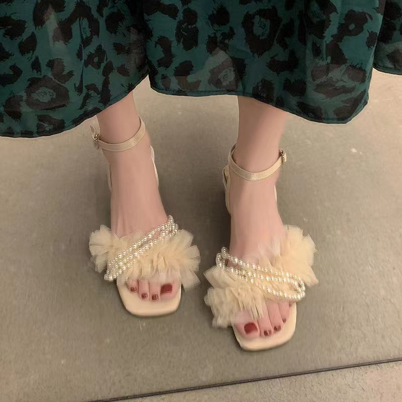 Korean fashion pearl sandals, fairy style thick heels, niche design Roman shoes