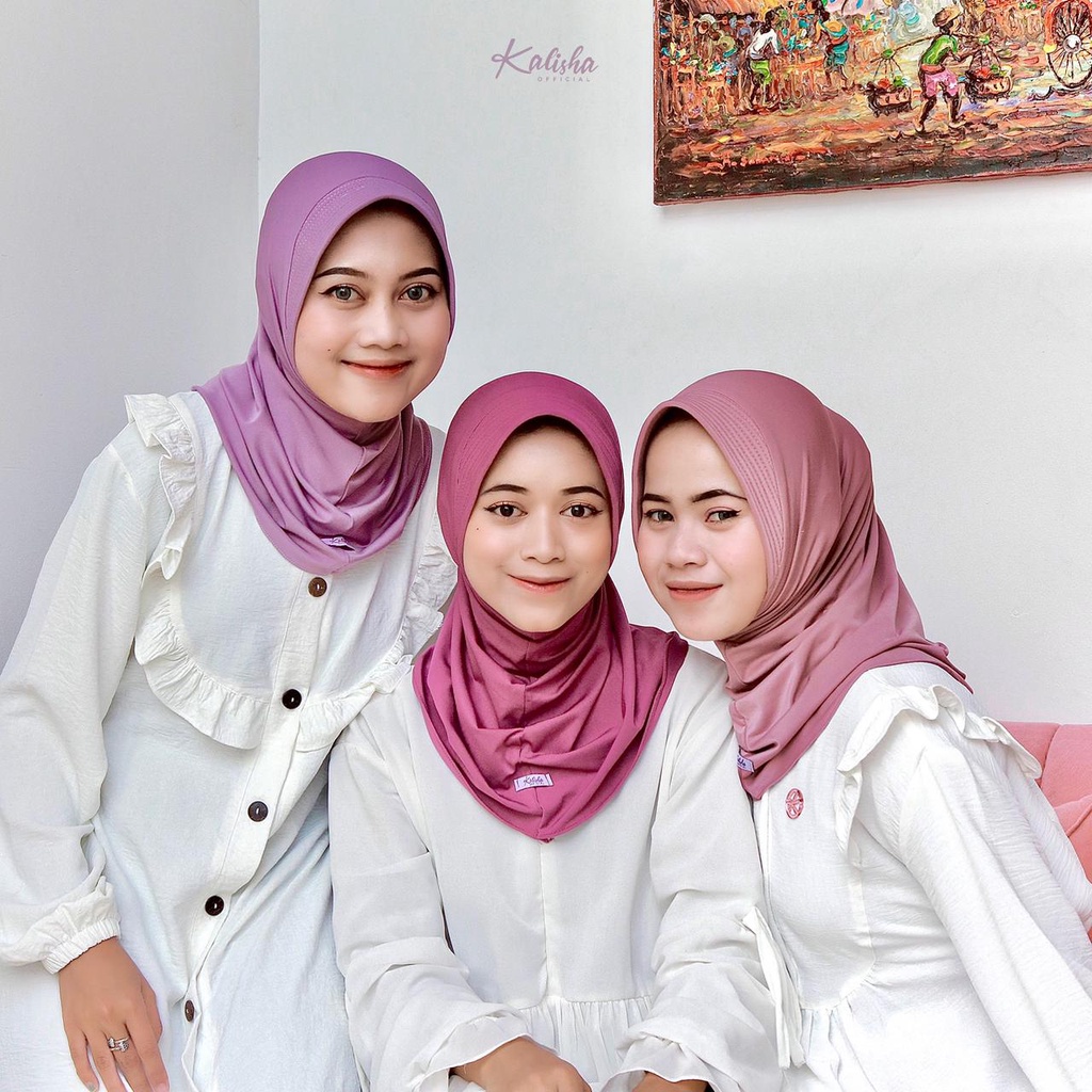 Adiba Bergo Hamidah Hijab Bergo Instan Pendek Jilbab Olahraga Jersey Premium Ukuran S by Kalishaoffi