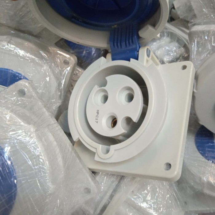 mennekes panel monting 32a ip 67