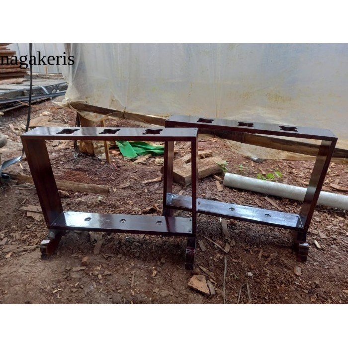 

Jagrak keris minimalis isi 3 - Mentahan Antikan Harga Merakyat SU567 - Mentahan terlaris murah