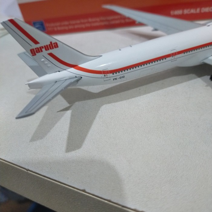 Garuda Indonesia Boeing 777-300er PK-GIG JC Wings 1:400