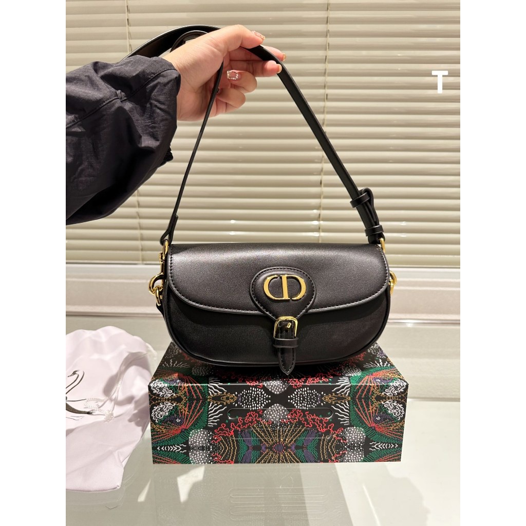 （Original） 2024 New Dior Classic Brand Semi-round Small Square Bag Fashionable Women's Shoulder Mess