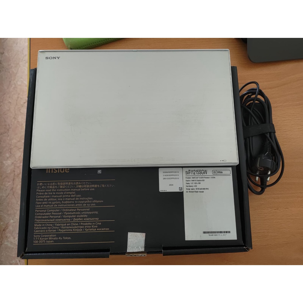 [Preloved]Vaio Tap 11 Ultrabook/Laptop 2 in 1 SVT11215SGW i5 4GB FHD Touch SSD 128GB