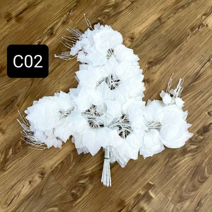 Daun Plastik Tangkai Anggur Putih Hiasan Wedding dan Dekorasi