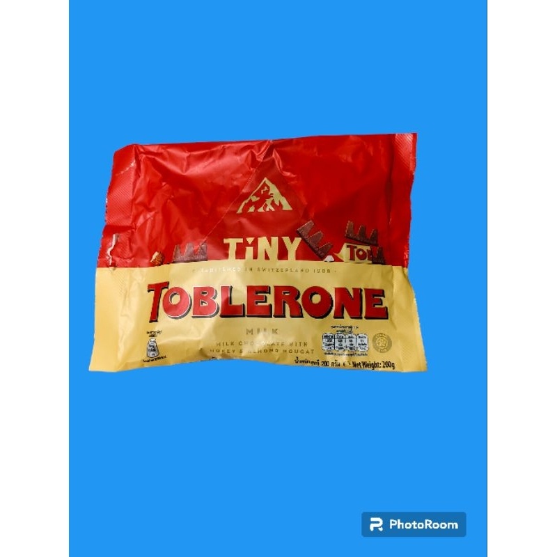 

Chocolate Toblerone with honey almond nougat