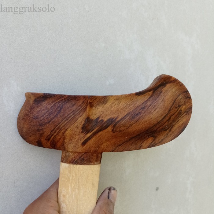 

gayaman solo kayu gaharu termurah