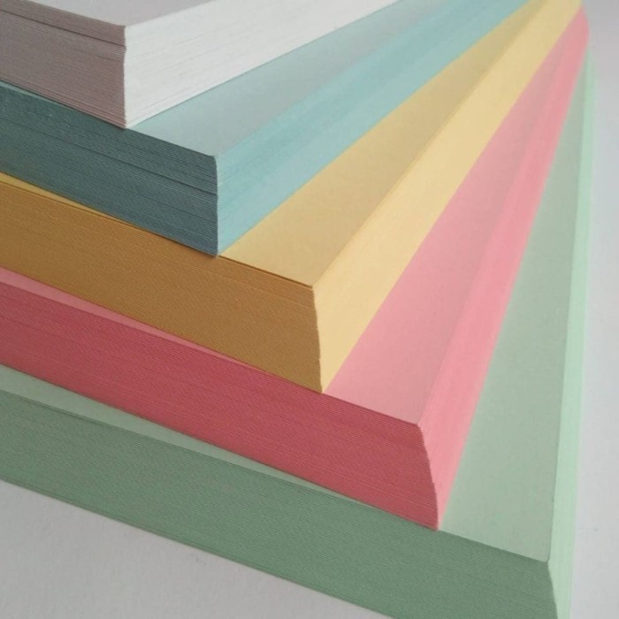 Kertas / Karton BC (brief card) / Manila Putih dan Warna A4 160 Gsm Brief Card Kertas Undangan Warna