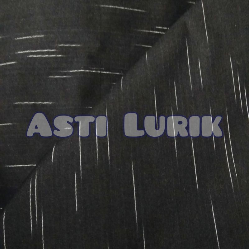 LURIK Lurik ATM . Kain Tenun Lurik gerimis hitam pekat tajam ( 200 x 105 - 110 ) . Lurik Hujan Gerim