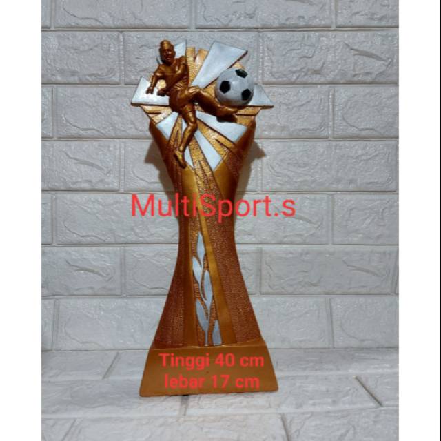 TROPHY PIALA RESIN BOLA BESAR DAN KUAT