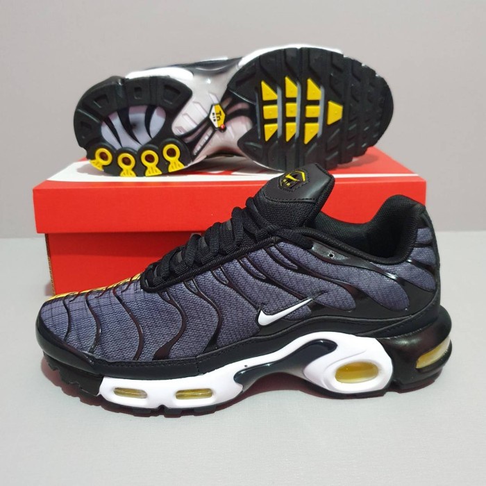 Sepatu Nike Air Max TN Black  White Gold - Hitam, 40