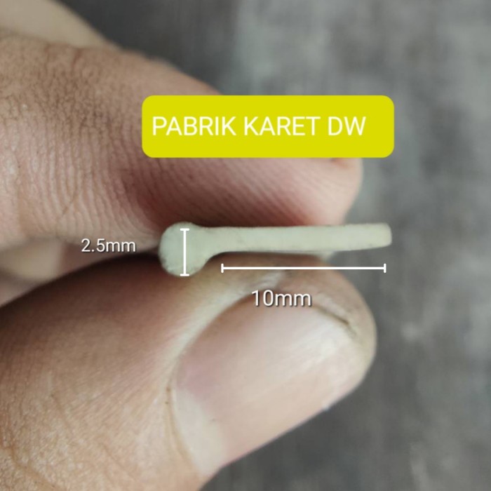 

KARET SIRIP CURTAIN WALL KAKI 2.5MM SIRIP 10MM METERAN HARGA PER 1 METER