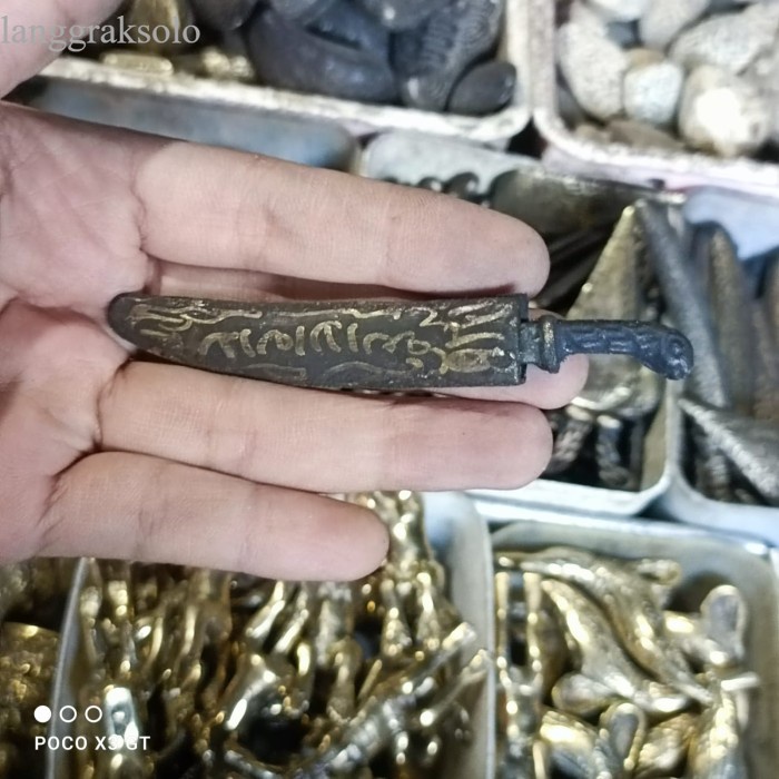 

pusaka jmt pedang zulfikar full kuningan rajah luar dalam bkn megantor antik