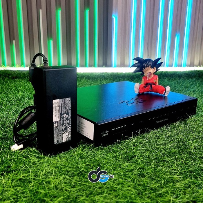 Cisco 4221 Integrated Services Router