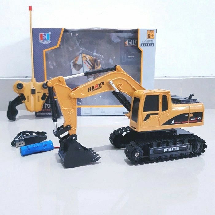 RC EXCAVATOR - MAINAN REMOTE CONTROL TRAKTOR BEKO - TRUK REMOT KONTROL - Model D