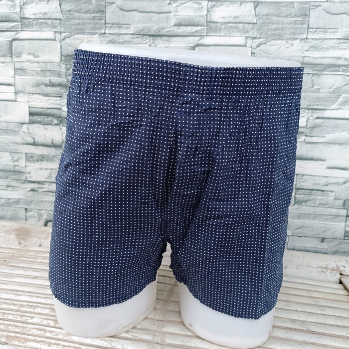Boxer pria motif bintik bintik  boxer pria muji (CODE B4)