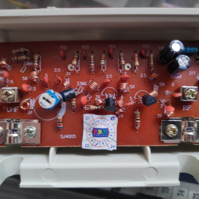 Booster TV merk Tanaka tipe WB 38 TG