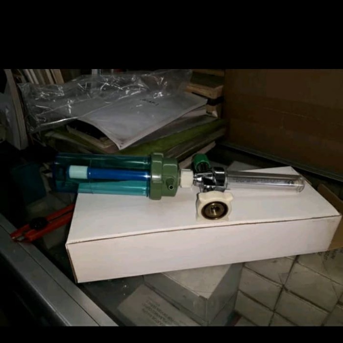 regulator oksigen dinding