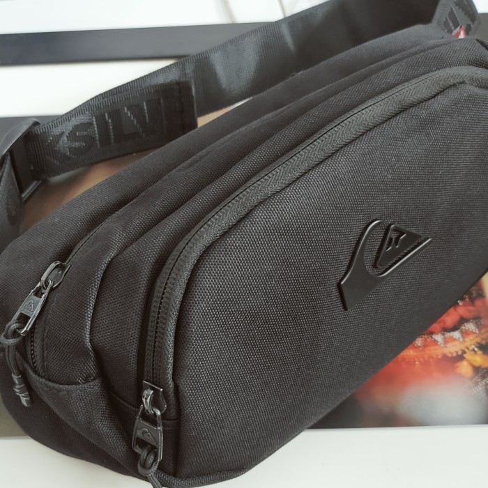 Quiksilver 100% Original Waistbag Tas Pinggang/Slempang Waist bag pria - Quiksilver Oval /Update 202