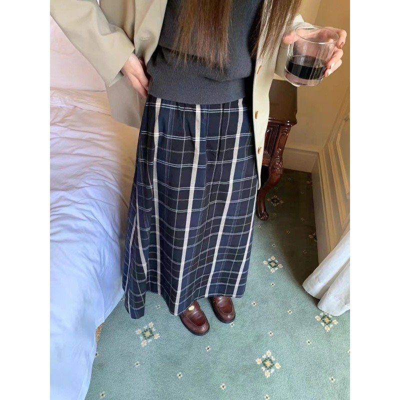 Hokkaido Artistic Line High Waist A- line Rok Panjang Cewek Motif Kotak-Kotak
