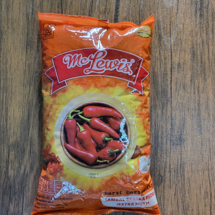 

MC LEWIS CHILI SAUCE 1 KG EXTRA HOT