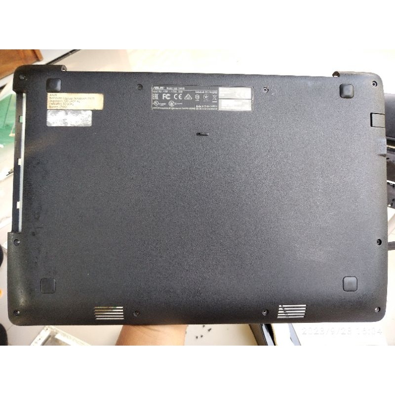 Asus X453S X453 Casing Laptop bagian bawah motherboard