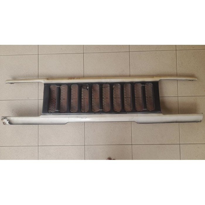 Grill Jimny Grill Jimny Sierra Besi Copotan Original Besi SGP Cocok Untuk Konsep Jimny Lawas  atau J