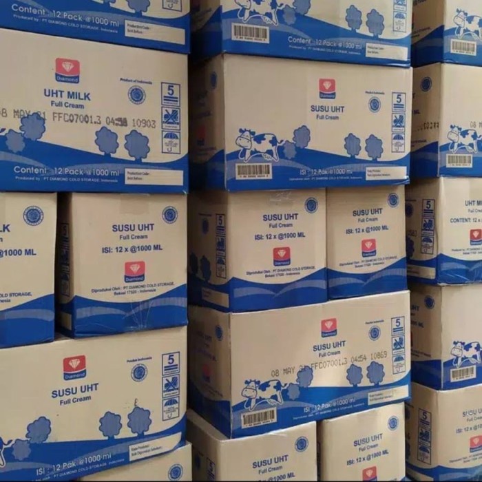 

Susu Diamond UHT 1 Liter / 1 Dus / 12 Pcs