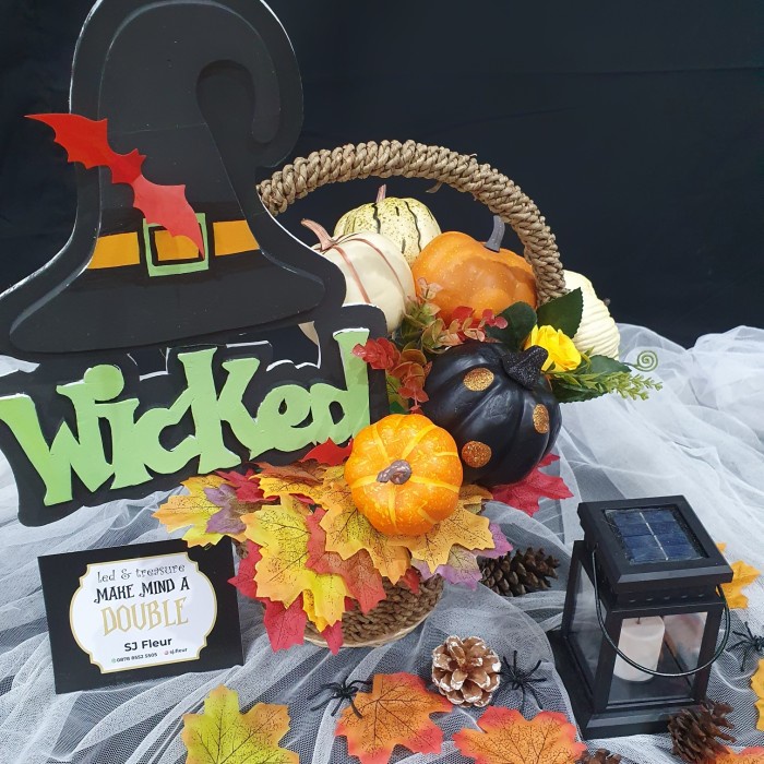 

Hampers halloween party pumpkin decoration 12