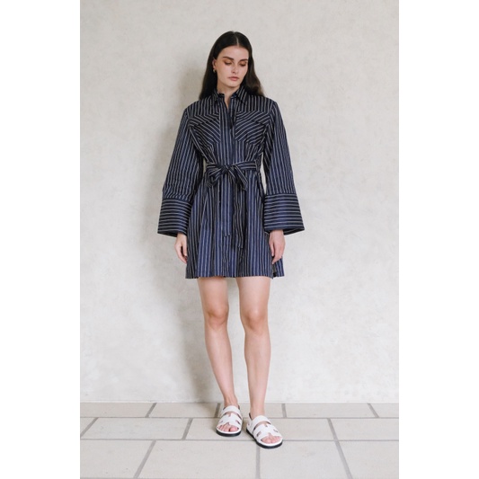 (FREE GIFT - DO NOT ORDER) L'Oreal Paris Limited Edition Gift - Love & Flair Top