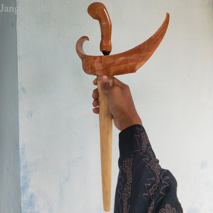 

Ladrang telesium antik