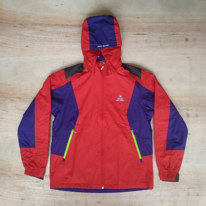 jaket gunung swiss military