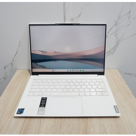 Laptop Lenovo Yoga Slim 7i Carbon Intel Core i5-1135G7 Ram 8Gb Ssd 512Gb gaming bisa main GTA V dan 