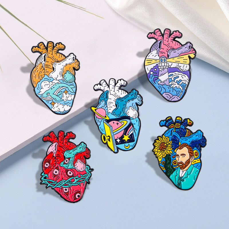 

Original Van Gogh Oil Painting Heart Brooch Innovation Lighthouse Marine Visceral Badge Metal Drip Oil Badge Holder