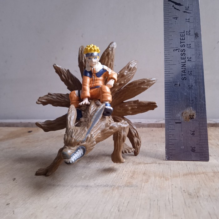 LPK27 figure naruto & kyubi kw
