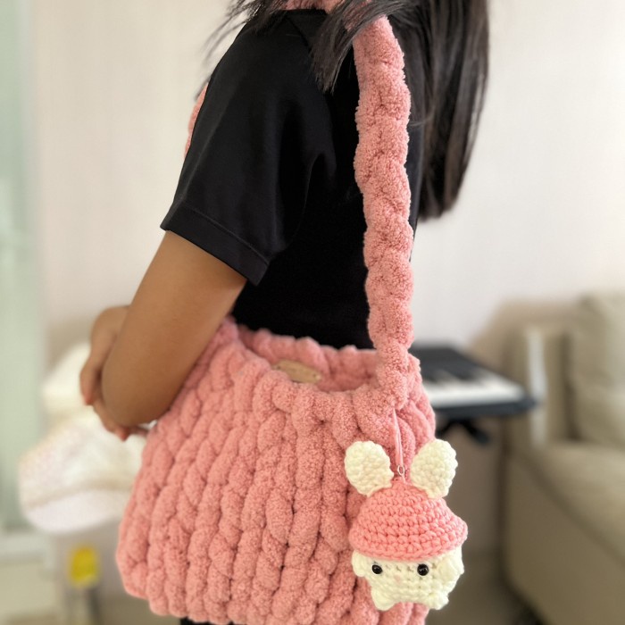 Gantungan Tas Kunci Boneka RAJUT Made by Zara Cute - Topi kodok