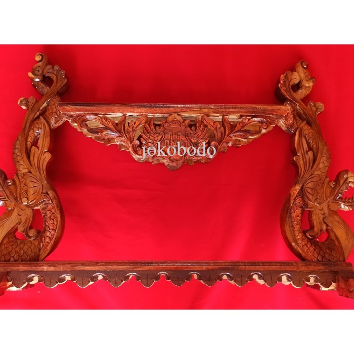 

Tempat Keris Sedang termurah