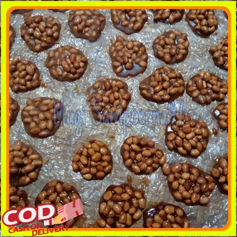

1 kg ampyang gula kacang arum rasa gurih empuk. original dan jahe