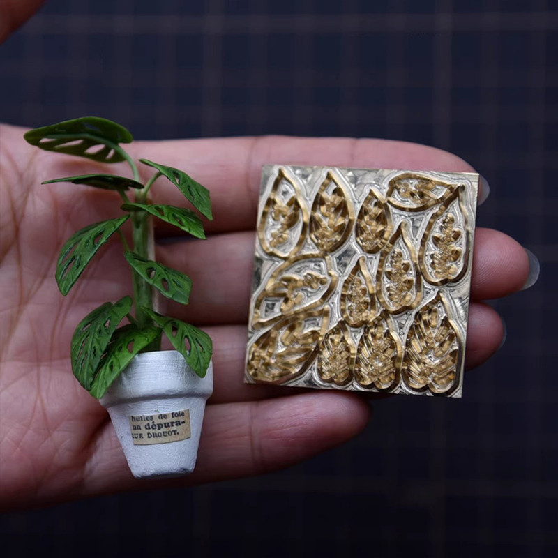 

Pottery Resin Clay Miniature Swiss cheese Artificial Green Plant DIY Cutting molds