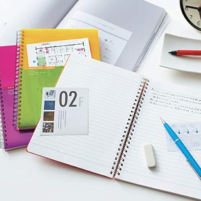 

Kokuyo Twin Ring Notebook Color Tag Bi-COLOR B6 - Merah Muda