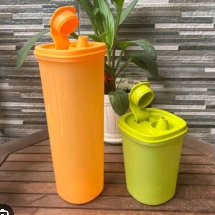 ezy pour tupperware