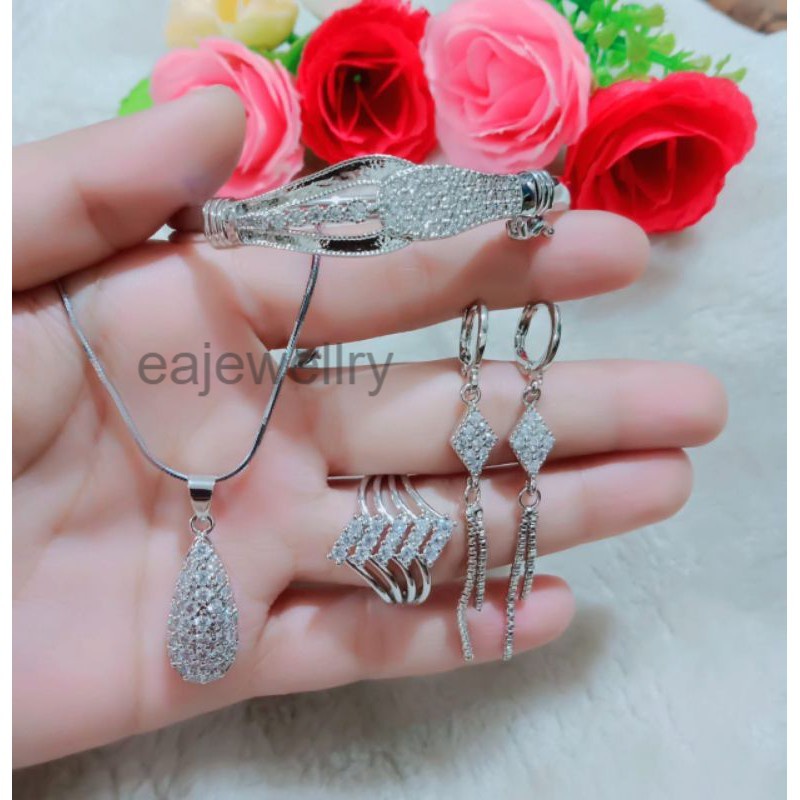Perhiasan emas silver 1 set simple terbaru anti karat