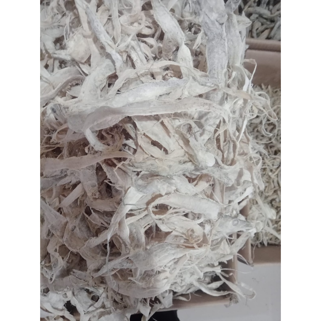 

LAYUR ASIN KERING 1KG .FRESH