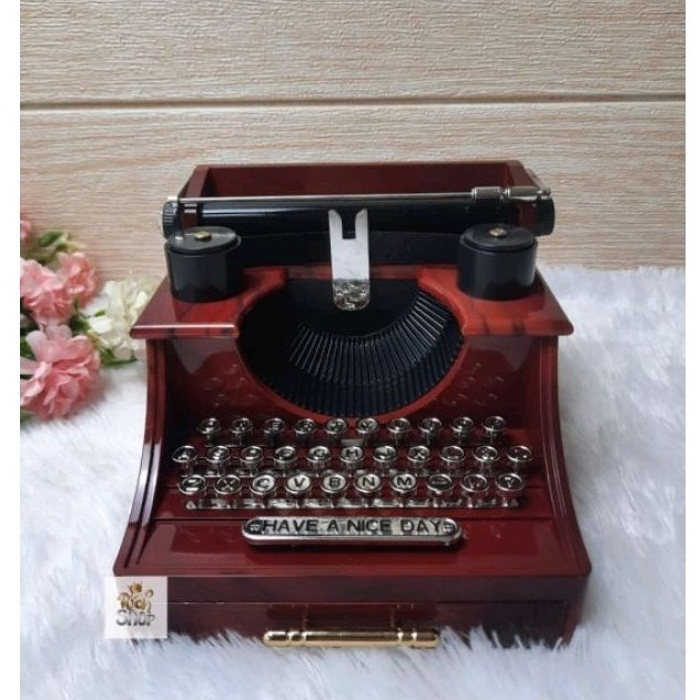 Kotak Musik Retro Mesin Tik Pajangan Vintage Dekorasi Meja