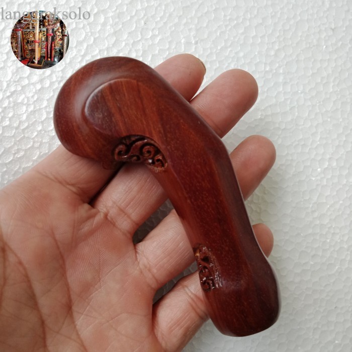 

Handle Deder Gagang Keris Kayu Nagasari Asli Garap Alus antik