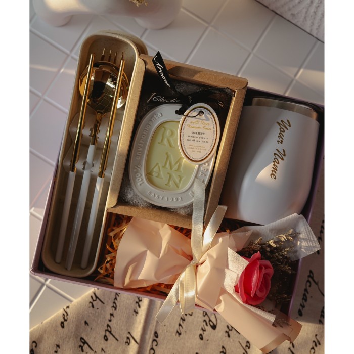 

WINKY- giftbox/birthday gift/hampers ulang tahun/hampers birthday