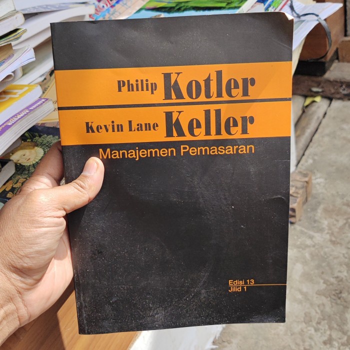 manajemen pemasaran edisi 13 jilid 1