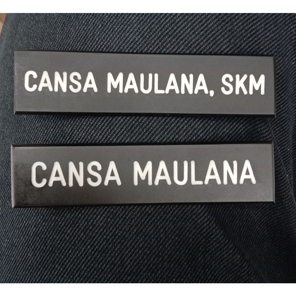 

SEHARI JADI Name Tag Grafir DOFF Laser MURAH Tanpa Tepian / Name Tag Ukir